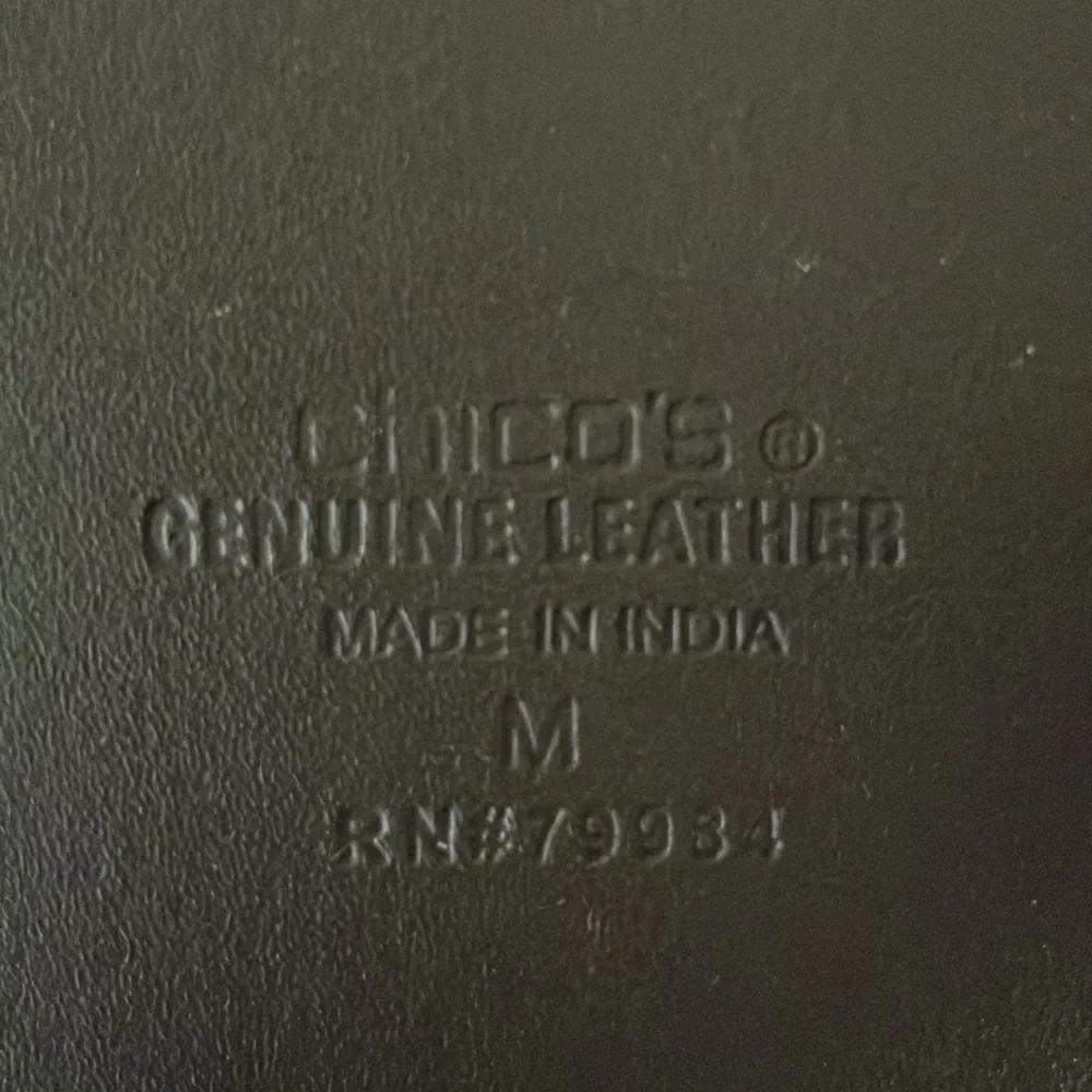 Chico’s Size Medium brown suede leather‎ elastic hook closure gold print belt.